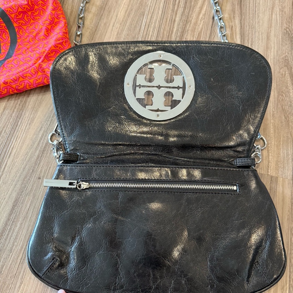 Tory Burch Black Leather Crossbody with Silver Logo and Chain - Picture 6 of 13